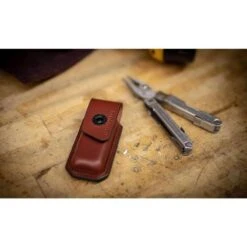 Étui Cuir Tanné Végétal Taille Large - AINSWORTH Pour Pince LEATHERMAN -Matériel De Pêche etui cuir tanne vegetal taille large ainsworth pour pince leatherman 3